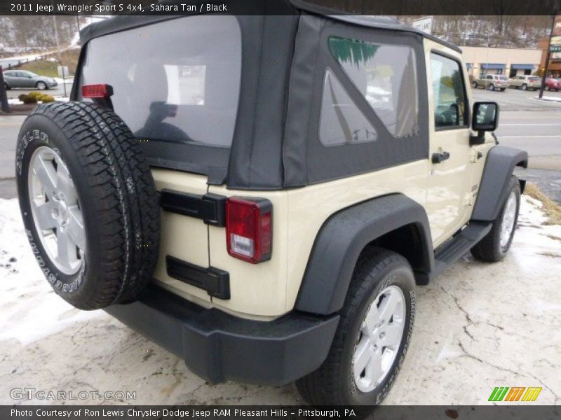 Sahara Tan / Black 2011 Jeep Wrangler Sport S 4x4
