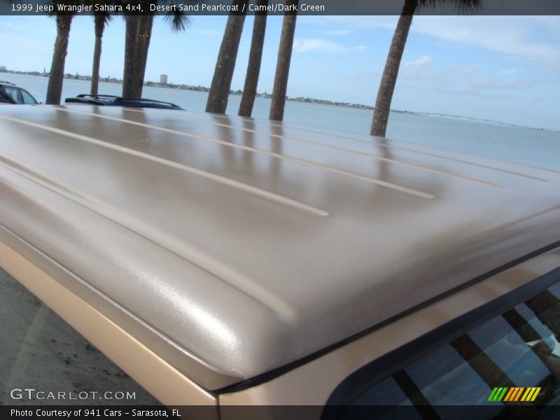 Desert Sand Pearlcoat / Camel/Dark Green 1999 Jeep Wrangler Sahara 4x4