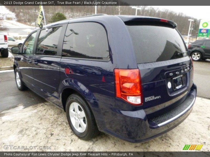 True Blue Pearl / Black/Light Graystone 2013 Dodge Grand Caravan SXT