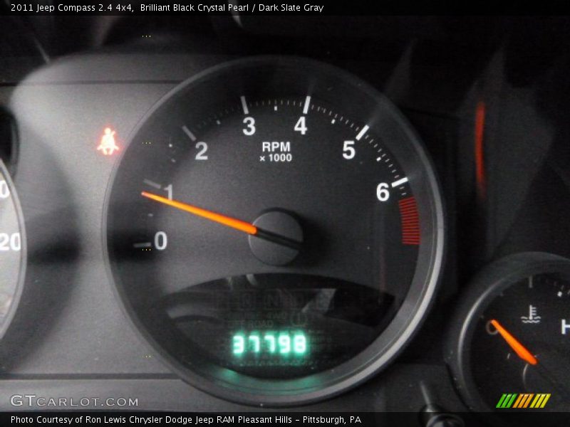 Brilliant Black Crystal Pearl / Dark Slate Gray 2011 Jeep Compass 2.4 4x4