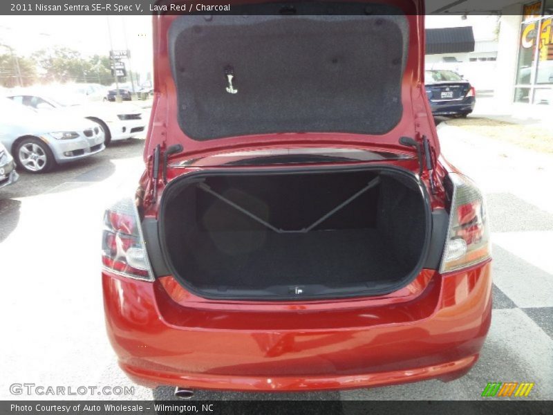 Lava Red / Charcoal 2011 Nissan Sentra SE-R Spec V
