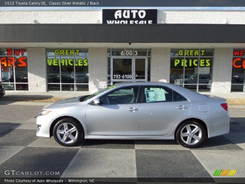 Classic Silver Metallic / Black 2013 Toyota Camry SE