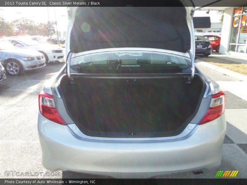 Classic Silver Metallic / Black 2013 Toyota Camry SE