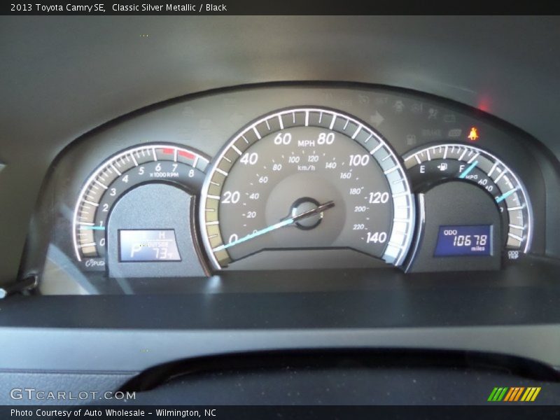 Classic Silver Metallic / Black 2013 Toyota Camry SE