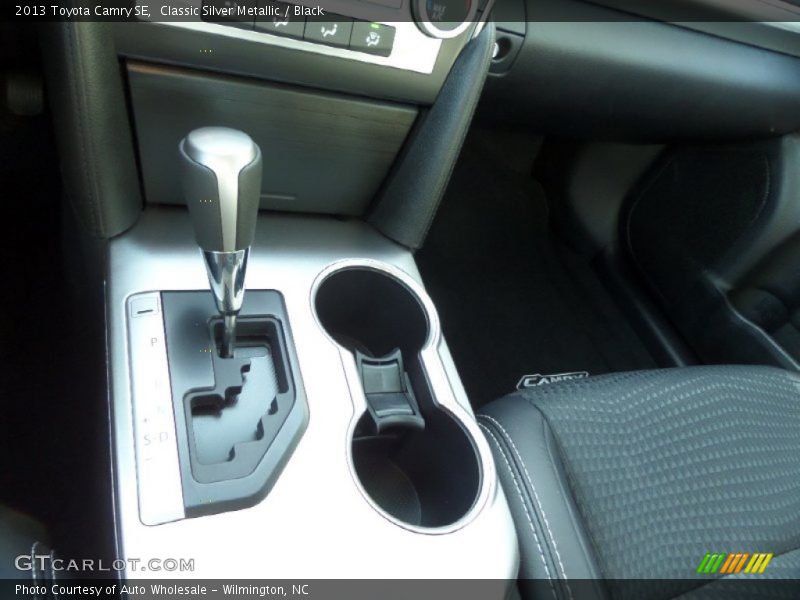 Classic Silver Metallic / Black 2013 Toyota Camry SE