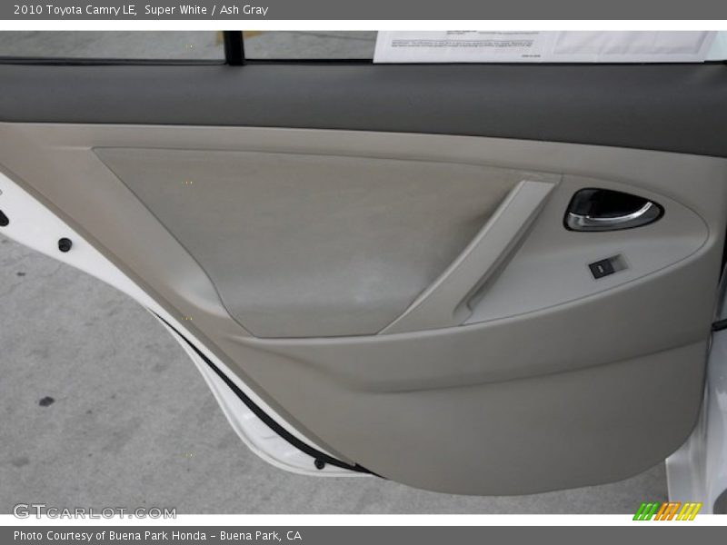 Super White / Ash Gray 2010 Toyota Camry LE