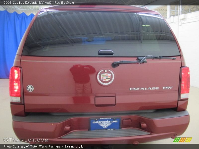Red E / Shale 2005 Cadillac Escalade ESV AWD