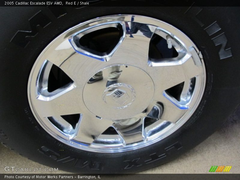  2005 Escalade ESV AWD Wheel