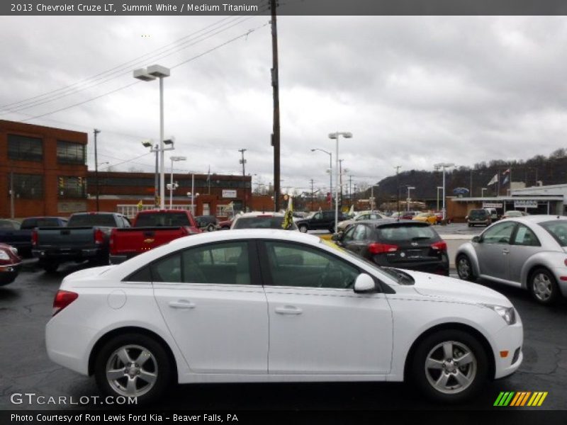 Summit White / Medium Titanium 2013 Chevrolet Cruze LT
