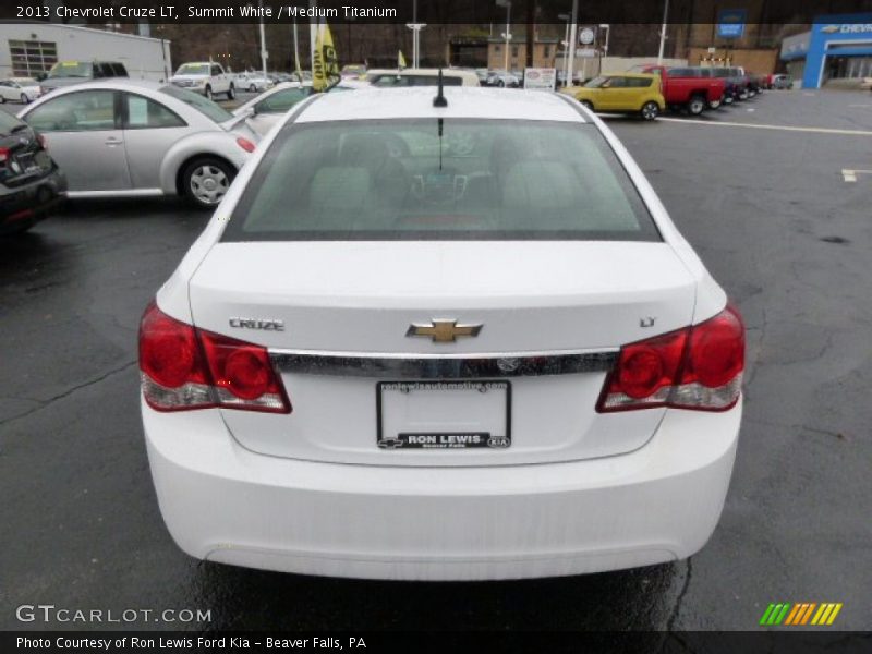 Summit White / Medium Titanium 2013 Chevrolet Cruze LT