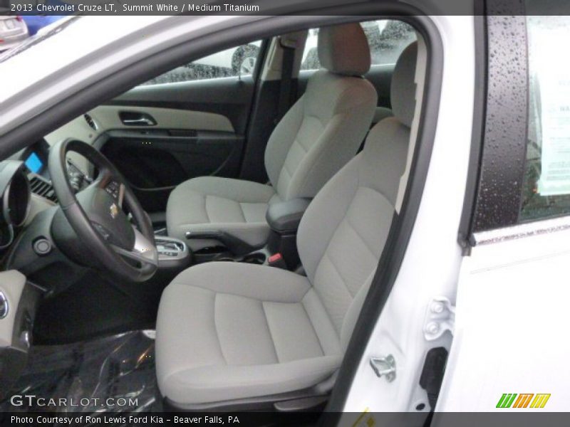 Summit White / Medium Titanium 2013 Chevrolet Cruze LT
