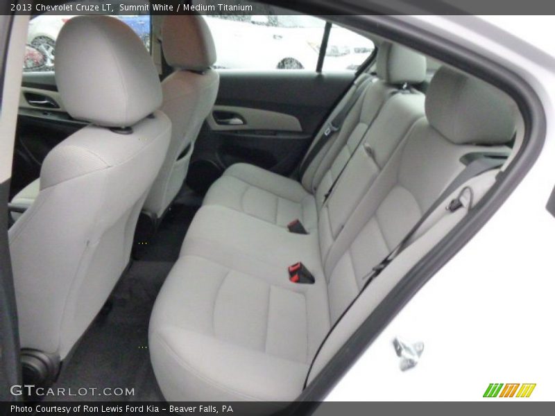 Summit White / Medium Titanium 2013 Chevrolet Cruze LT