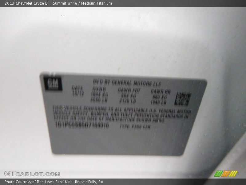 Summit White / Medium Titanium 2013 Chevrolet Cruze LT