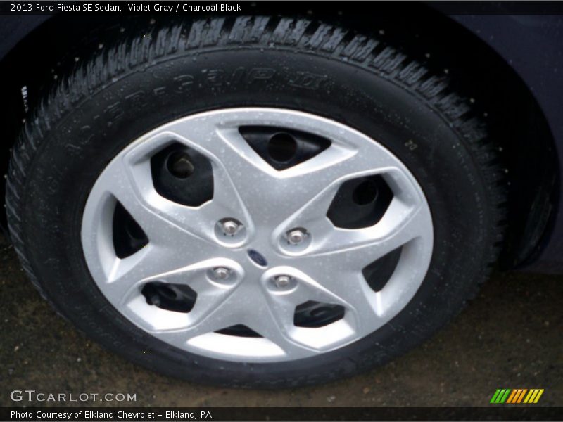  2013 Fiesta SE Sedan Wheel
