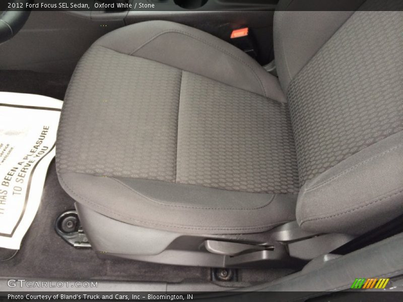 Oxford White / Stone 2012 Ford Focus SEL Sedan