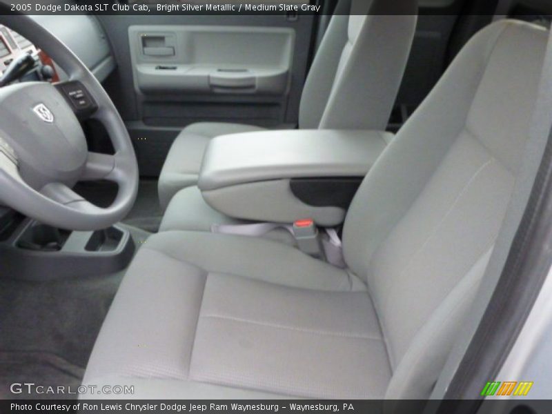 Bright Silver Metallic / Medium Slate Gray 2005 Dodge Dakota SLT Club Cab