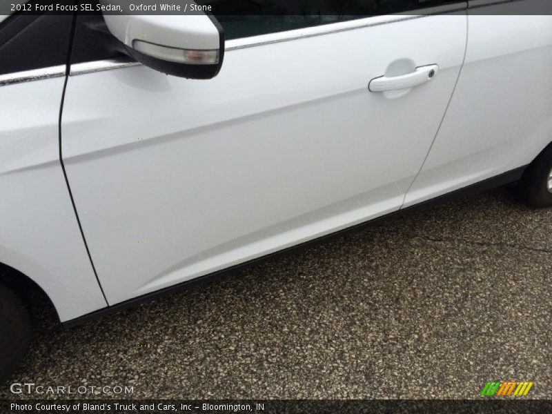 Oxford White / Stone 2012 Ford Focus SEL Sedan