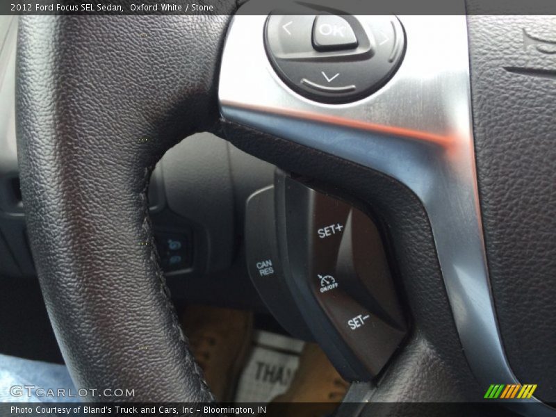 Oxford White / Stone 2012 Ford Focus SEL Sedan