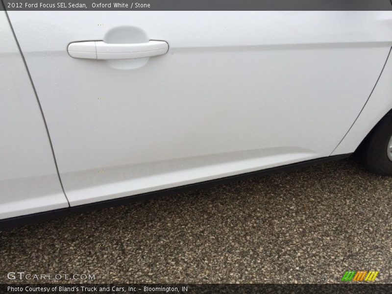 Oxford White / Stone 2012 Ford Focus SEL Sedan