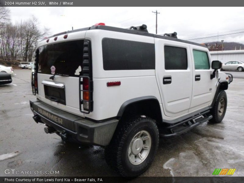 White / Wheat 2004 Hummer H2 SUV