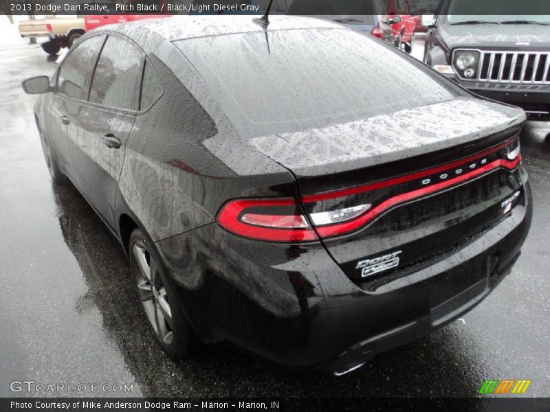 Pitch Black / Black/Light Diesel Gray 2013 Dodge Dart Rallye