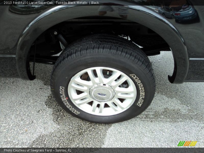 Tuxedo Black Metallic / Black 2013 Ford F150 Lariat SuperCab