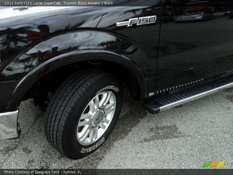 Tuxedo Black Metallic / Black 2013 Ford F150 Lariat SuperCab