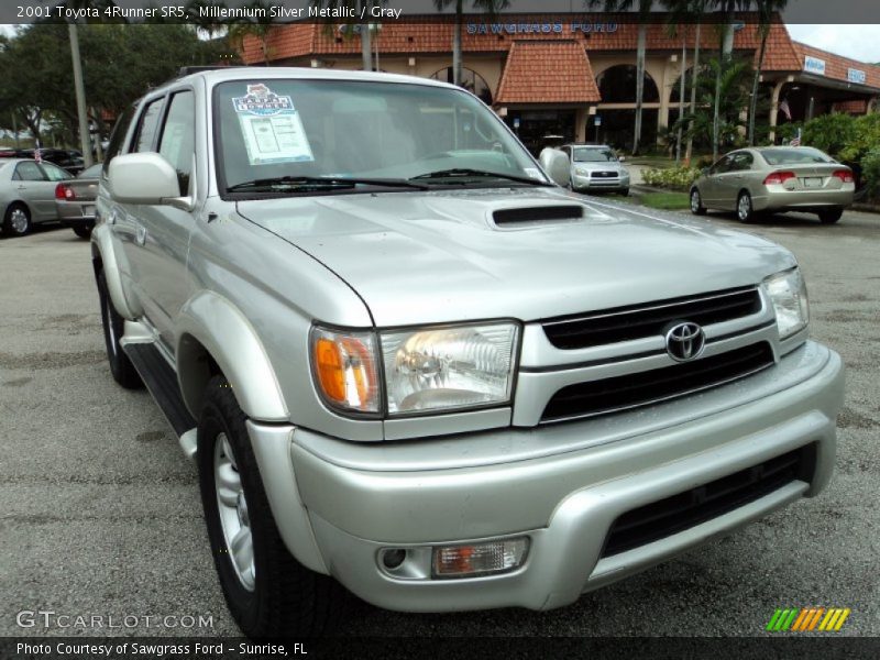 Millennium Silver Metallic / Gray 2001 Toyota 4Runner SR5