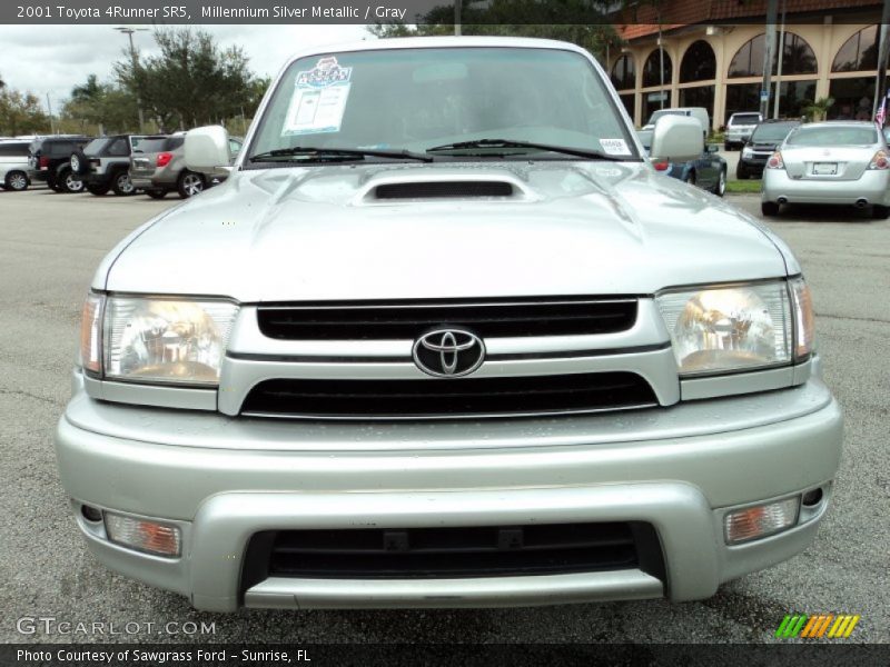 Millennium Silver Metallic / Gray 2001 Toyota 4Runner SR5