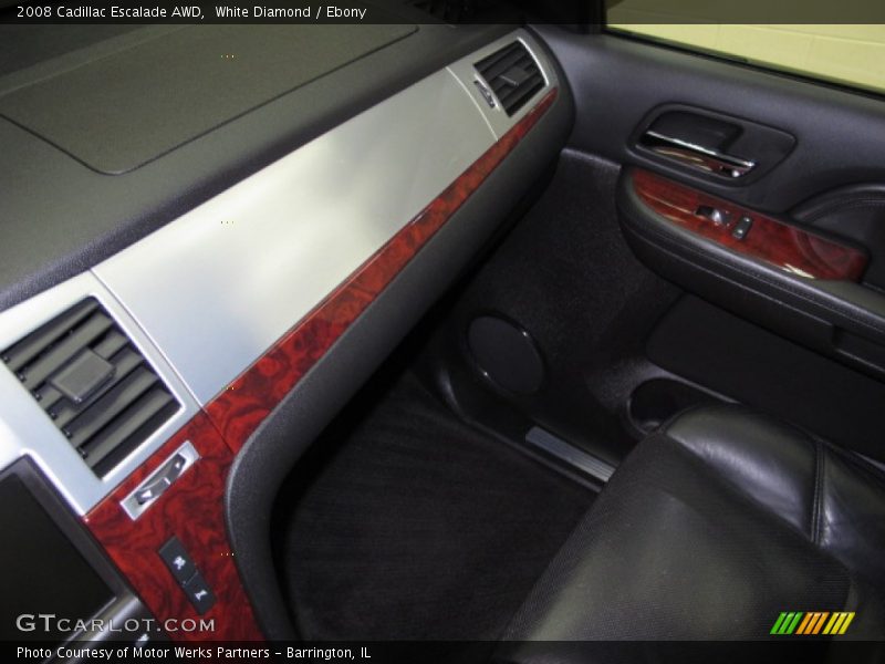 White Diamond / Ebony 2008 Cadillac Escalade AWD