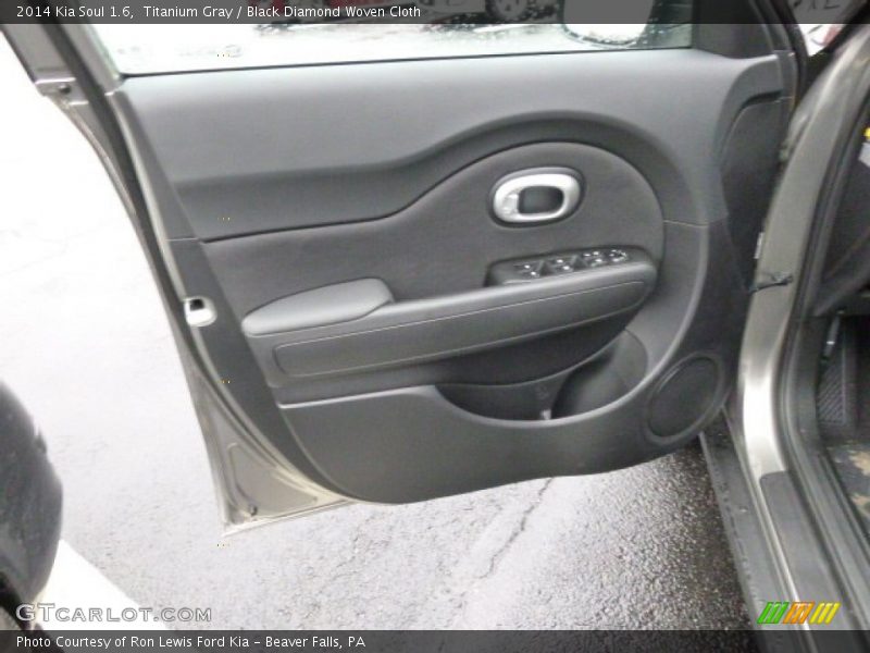 Titanium Gray / Black Diamond Woven Cloth 2014 Kia Soul 1.6
