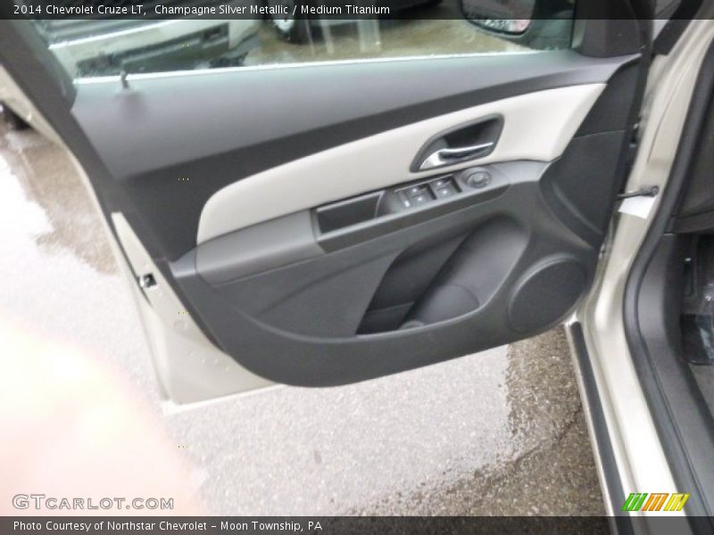 Champagne Silver Metallic / Medium Titanium 2014 Chevrolet Cruze LT