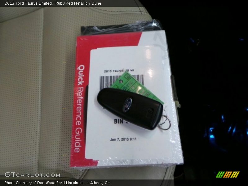 Ruby Red Metallic / Dune 2013 Ford Taurus Limited