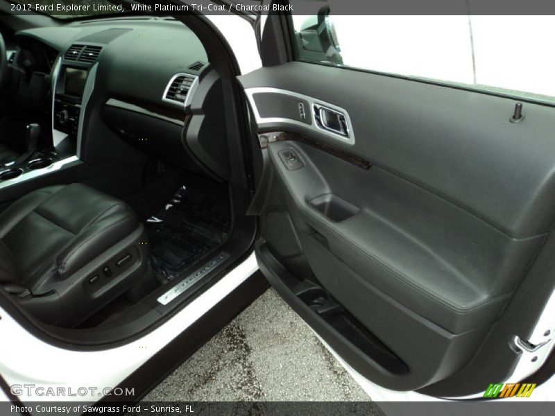 White Platinum Tri-Coat / Charcoal Black 2012 Ford Explorer Limited