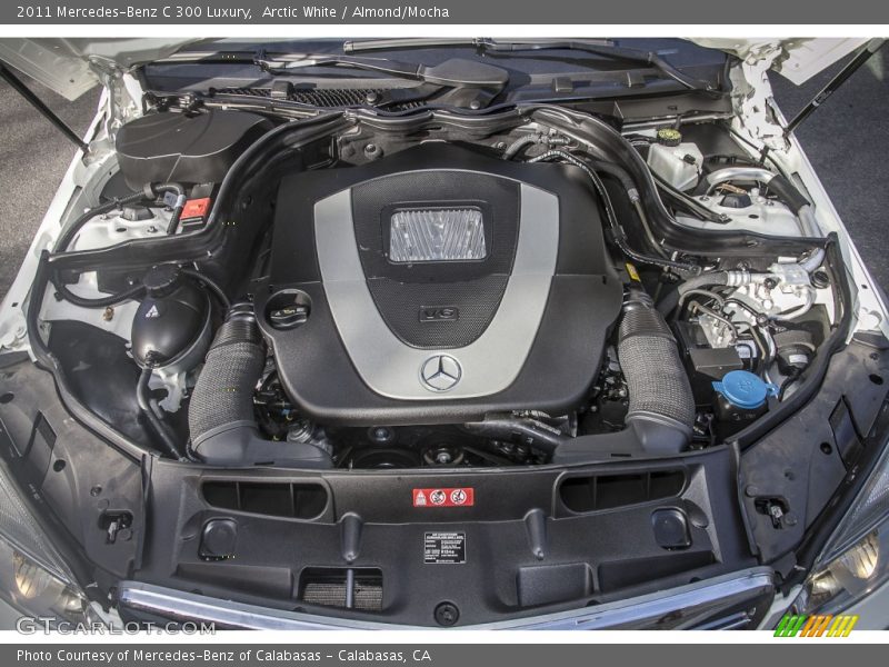 Arctic White / Almond/Mocha 2011 Mercedes-Benz C 300 Luxury
