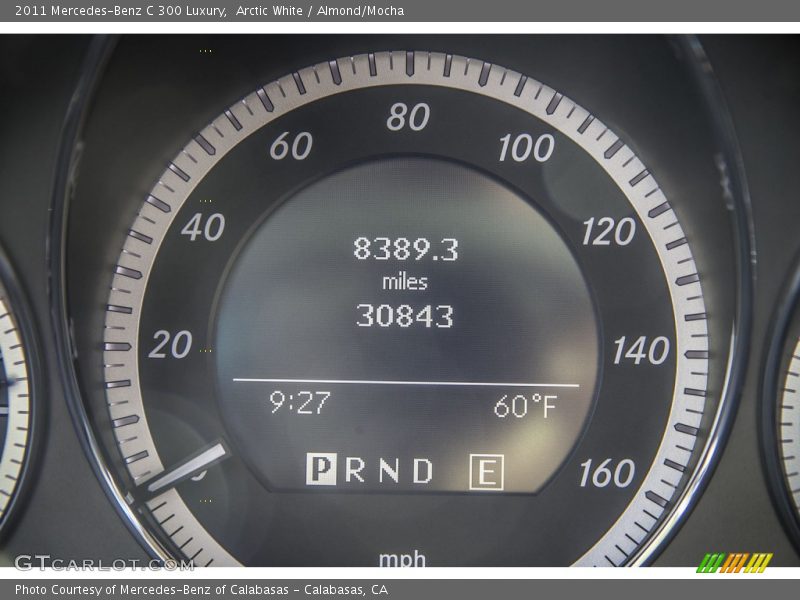 Arctic White / Almond/Mocha 2011 Mercedes-Benz C 300 Luxury