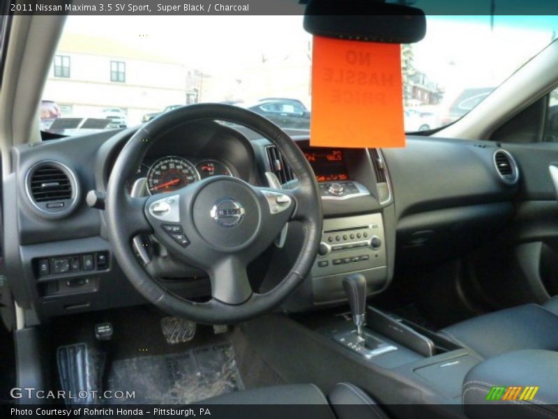 Super Black / Charcoal 2011 Nissan Maxima 3.5 SV Sport