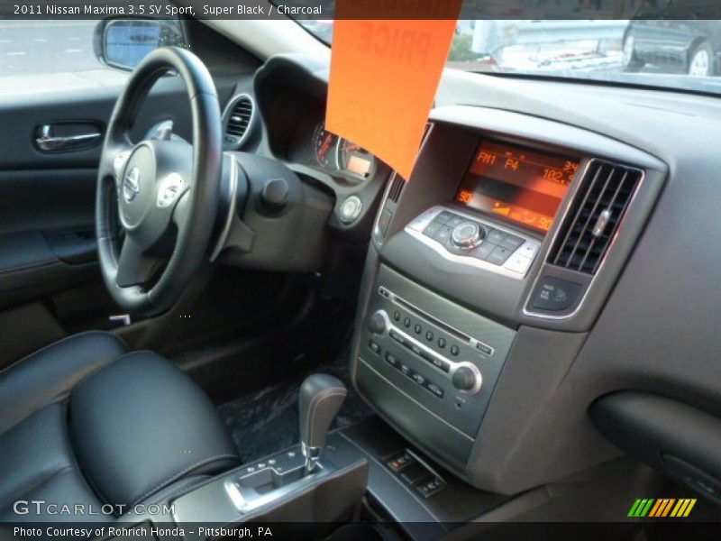 Super Black / Charcoal 2011 Nissan Maxima 3.5 SV Sport