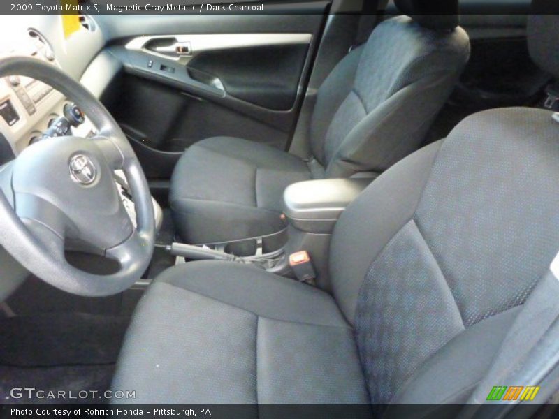 Magnetic Gray Metallic / Dark Charcoal 2009 Toyota Matrix S