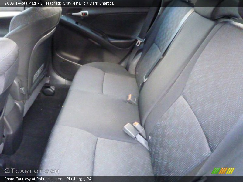 Magnetic Gray Metallic / Dark Charcoal 2009 Toyota Matrix S
