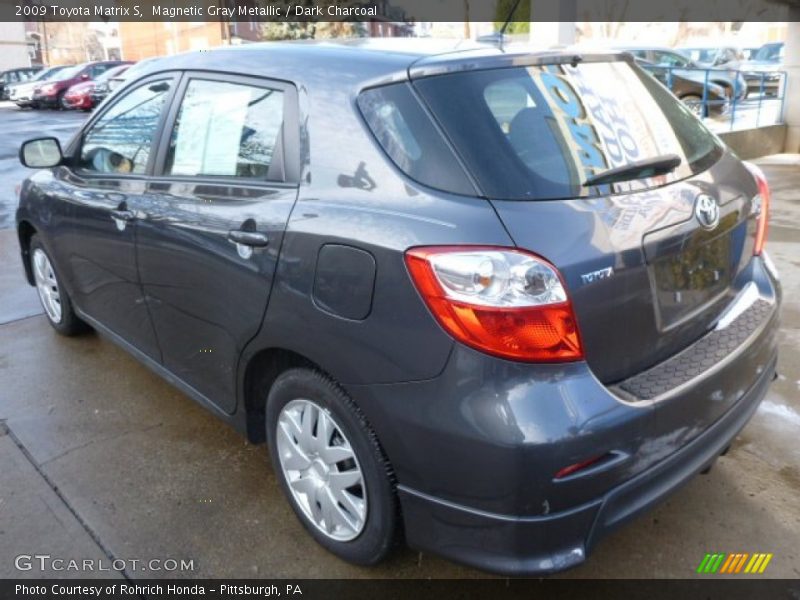  2009 Matrix S Magnetic Gray Metallic