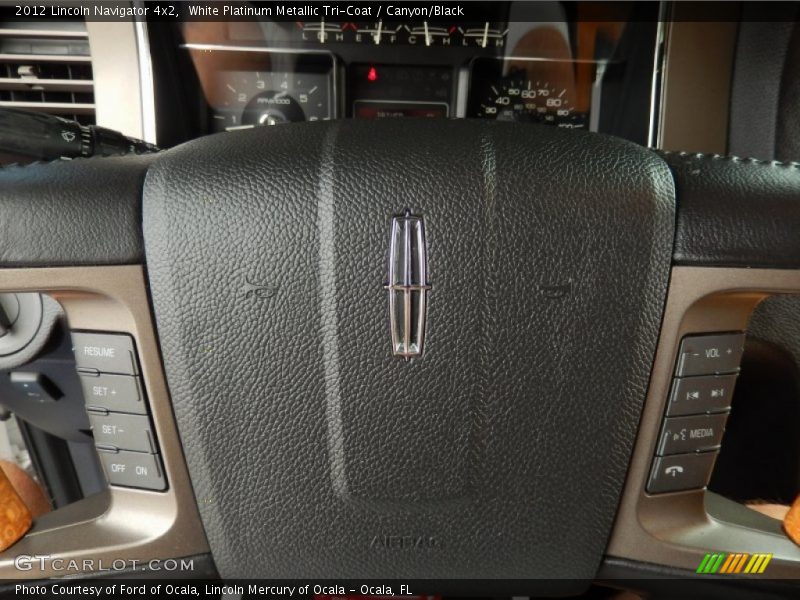 White Platinum Metallic Tri-Coat / Canyon/Black 2012 Lincoln Navigator 4x2