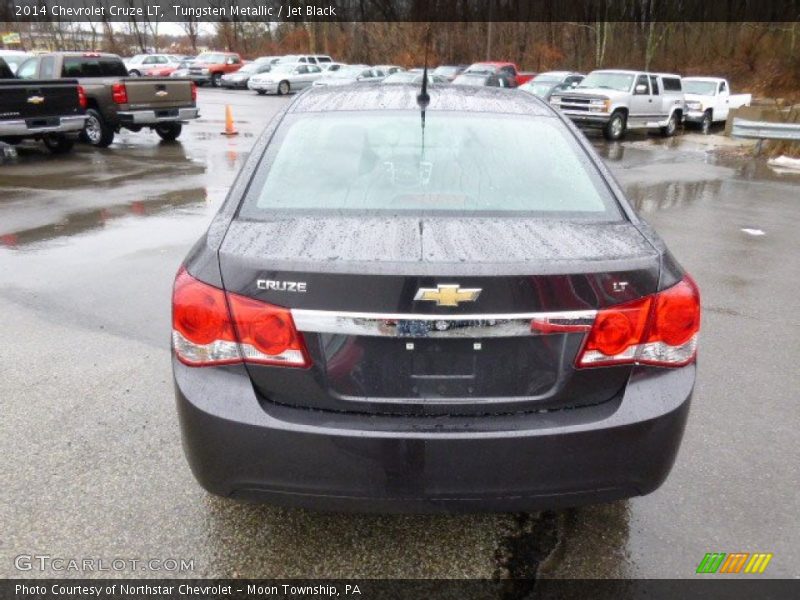 Tungsten Metallic / Jet Black 2014 Chevrolet Cruze LT
