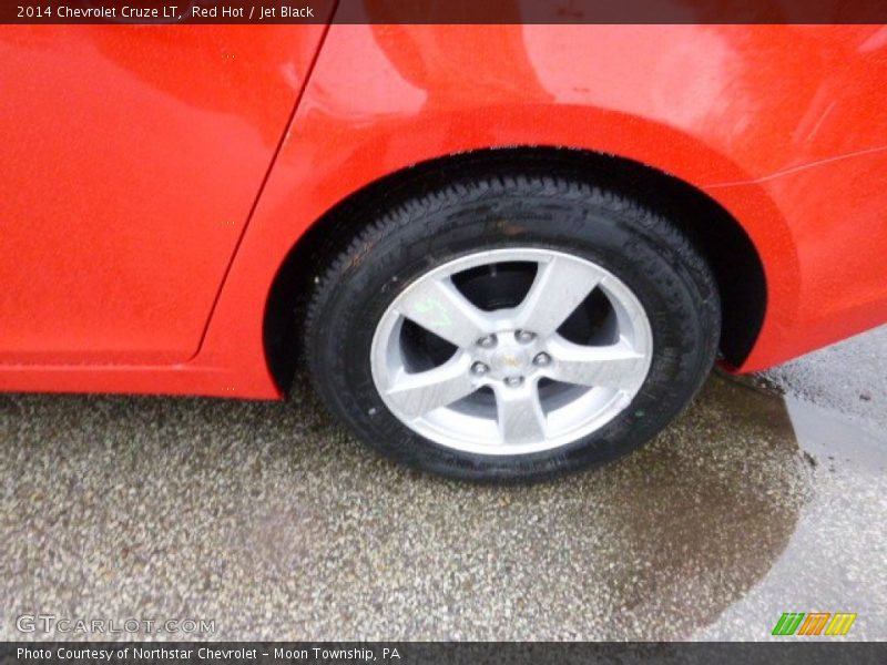 Red Hot / Jet Black 2014 Chevrolet Cruze LT