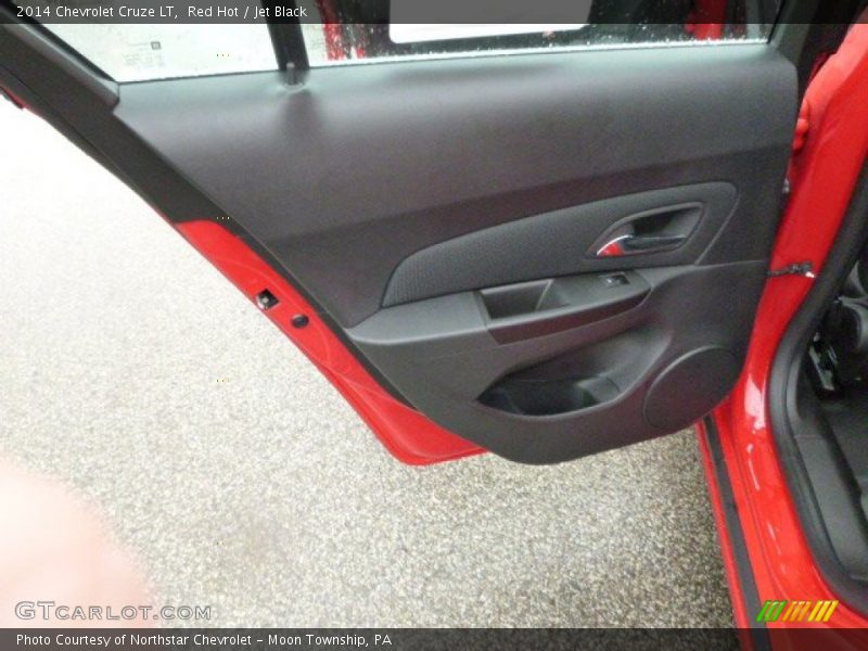 Red Hot / Jet Black 2014 Chevrolet Cruze LT