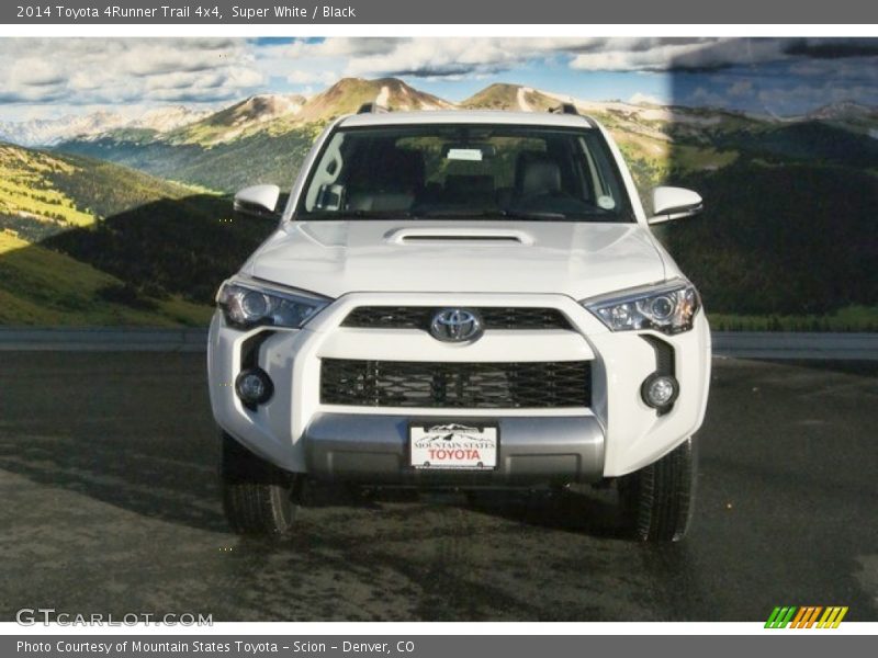 Super White / Black 2014 Toyota 4Runner Trail 4x4