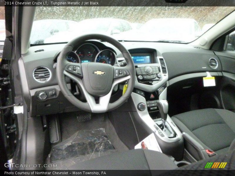 Tungsten Metallic / Jet Black 2014 Chevrolet Cruze LT