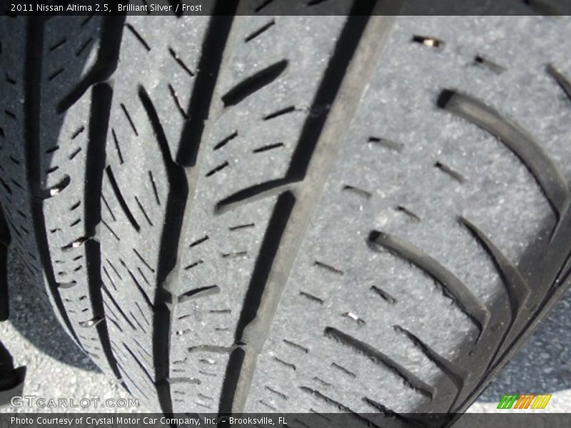 Brilliant Silver / Frost 2011 Nissan Altima 2.5