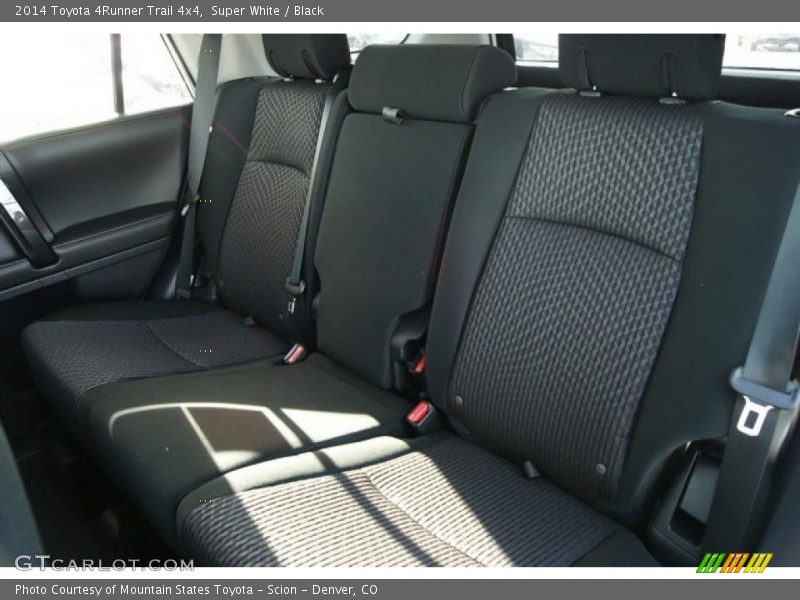 Super White / Black 2014 Toyota 4Runner Trail 4x4