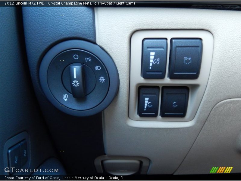Crystal Champagne Metallic Tri-Coat / Light Camel 2012 Lincoln MKZ FWD